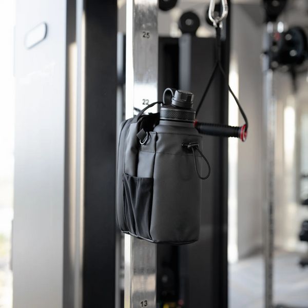 GEARLY MAGBAG 1.0 — Premium Magnetic Crossbody Water Bottle Carrier
